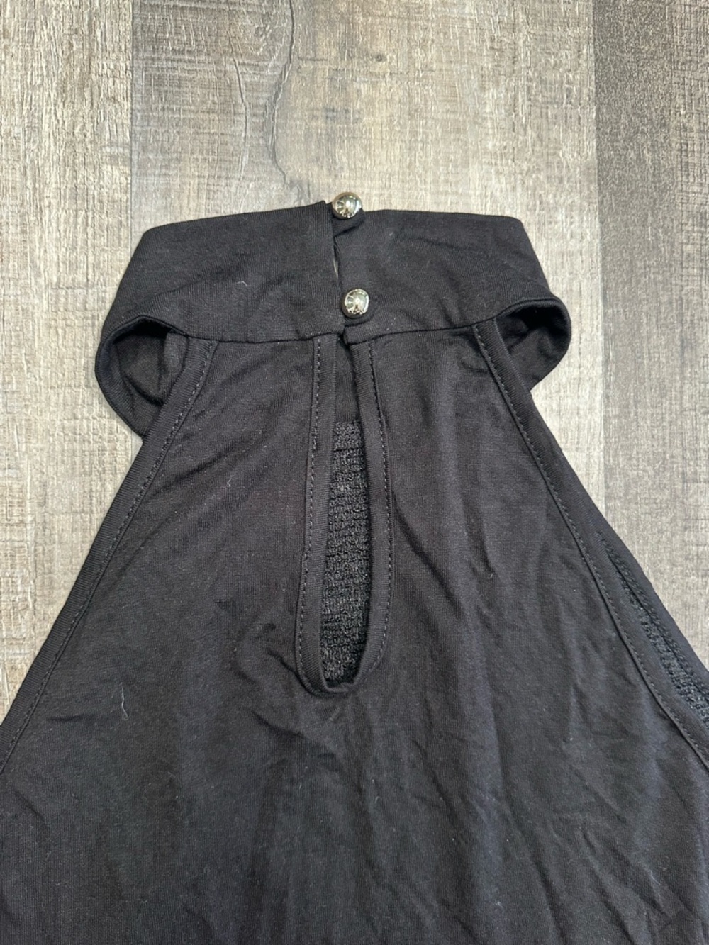 12 Pm By Mon Ami Black Halter Camisole with Gold Sequin Detail Size Small - Picture 8 of 10